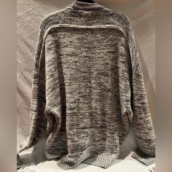 BDG Urban Outfitters women’s oversized sweater Large - Picture 2 of 6